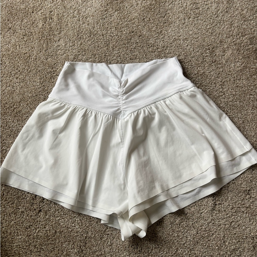 Aerie Offline White Flowy Active Shorts